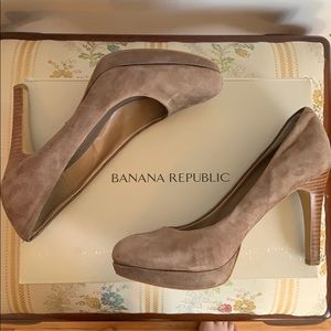 Banana Republic Suede Heals